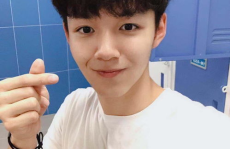 娱乐吃瓜酱找男朋友,甜蜜恋爱之旅,寻找理想男友